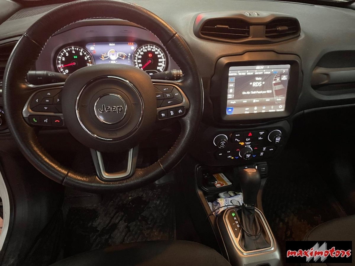 Jeep Renegade 1.3 T4 DDCT S (2)