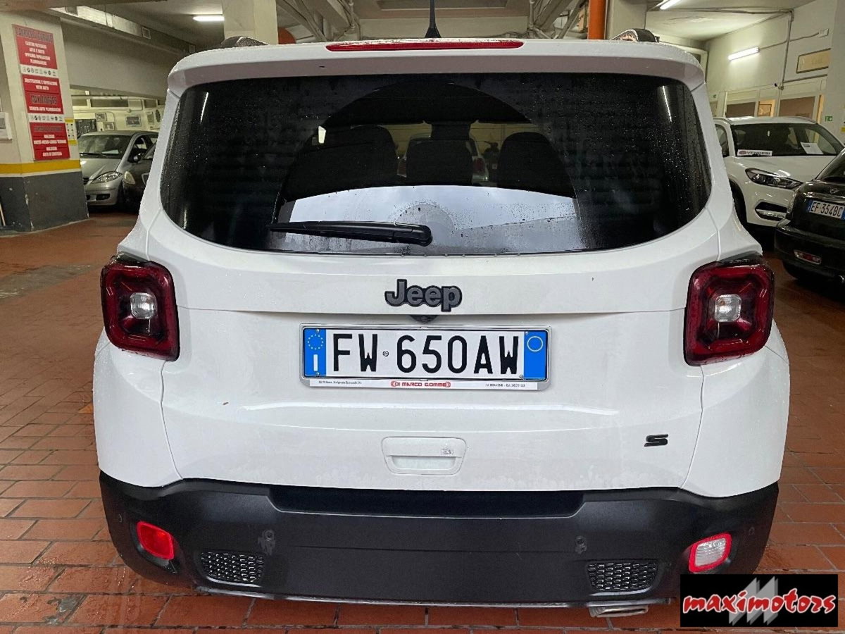 Jeep Renegade 1.3 T4 DDCT S (7)