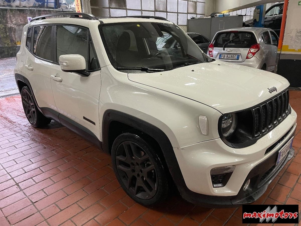 Jeep Renegade 1.3 T4 DDCT S (9)