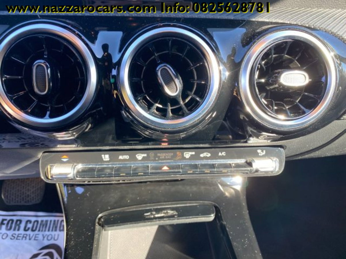 Mercedes-Benz Classe A Sedan 180 d Automatic 4p. Business (14)