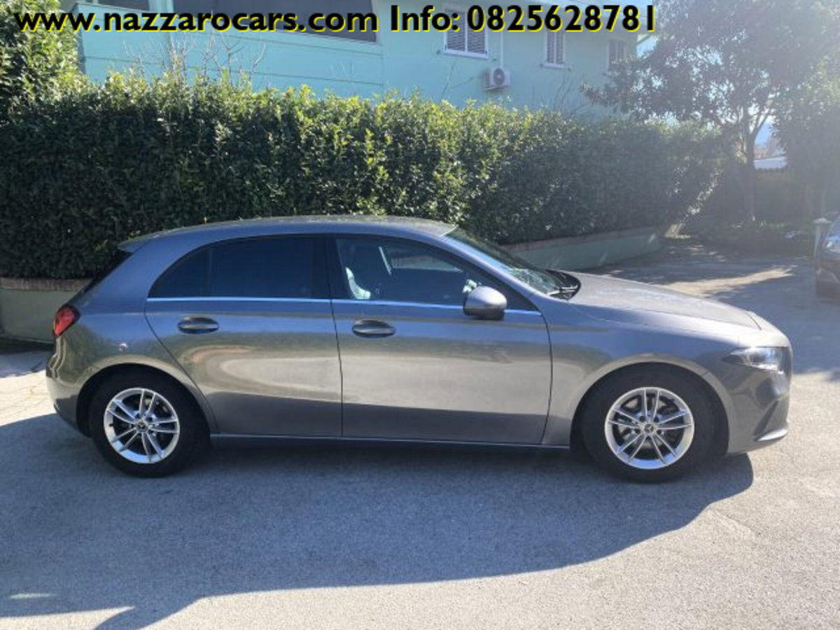 Mercedes-Benz Classe A Sedan 180 d Automatic 4p. Business (17)