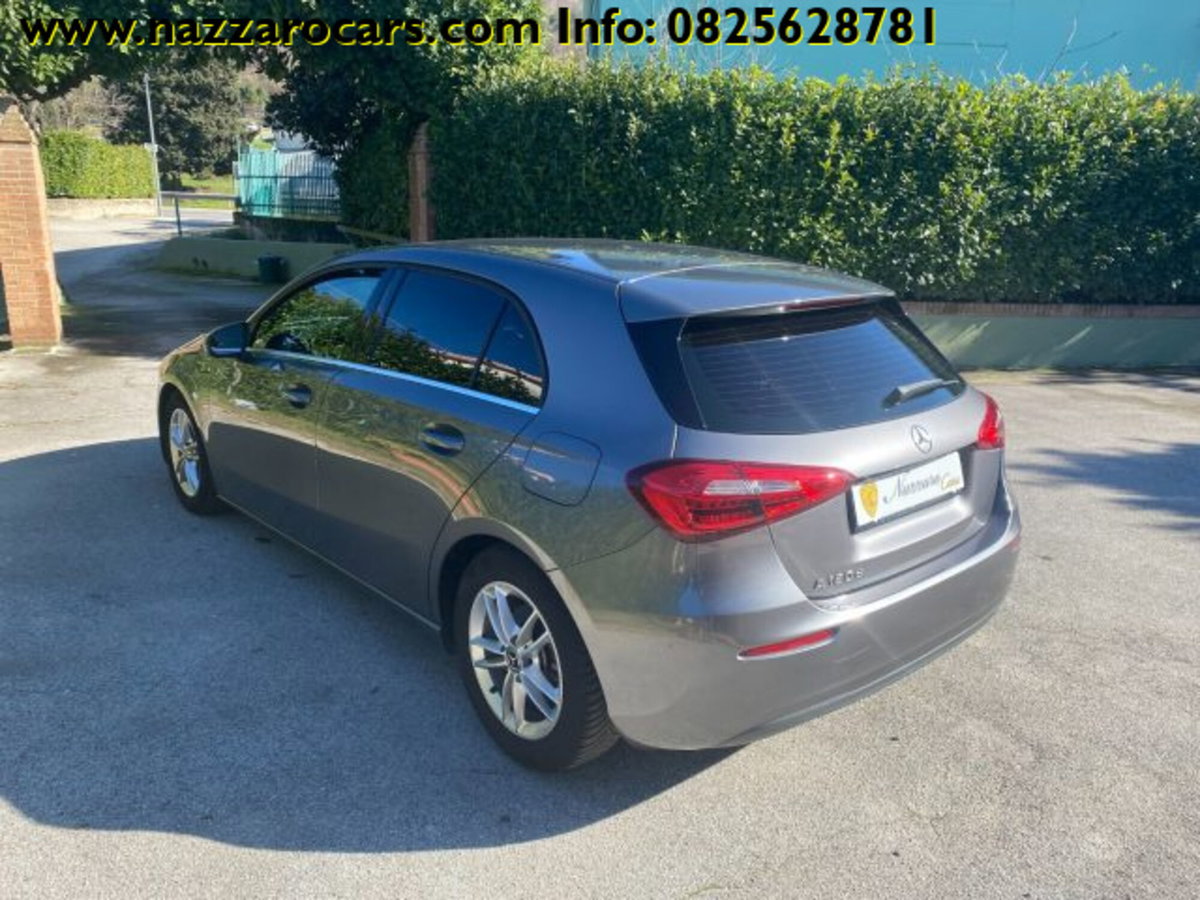 Mercedes-Benz Classe A Sedan 180 d Automatic 4p. Business (18)