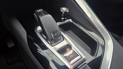 Peugeot 3008 BlueHDi 120 EAT6 S&S Business (20)