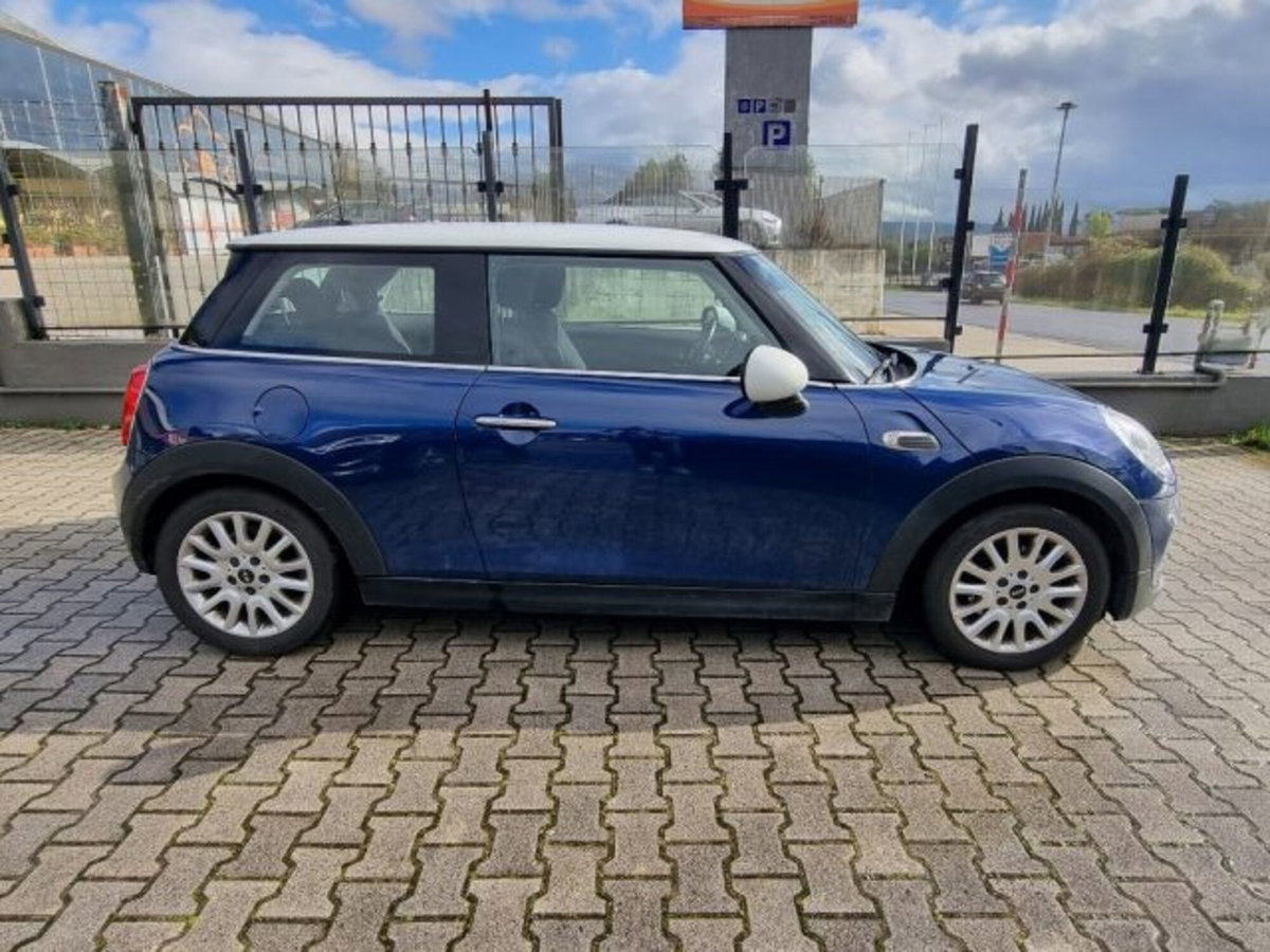 MINI Mini 1.5 Cooper D (7)