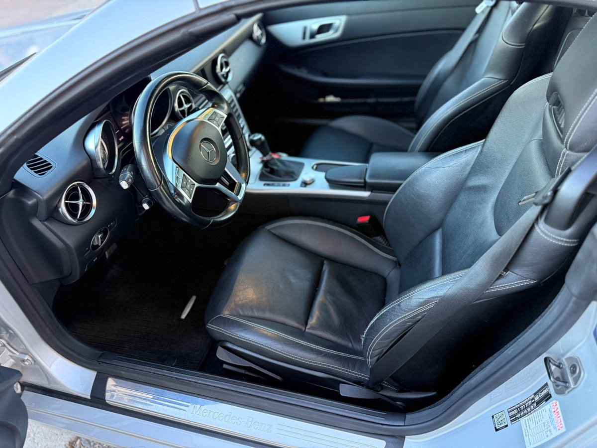 Mercedes-Benz SLK 250 d Premium (11)