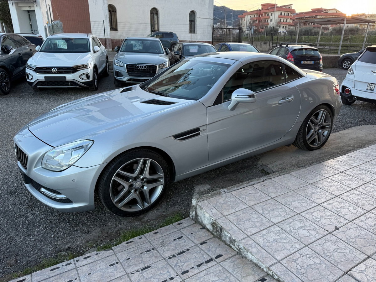 Mercedes-Benz SLK 250 d Premium (13)