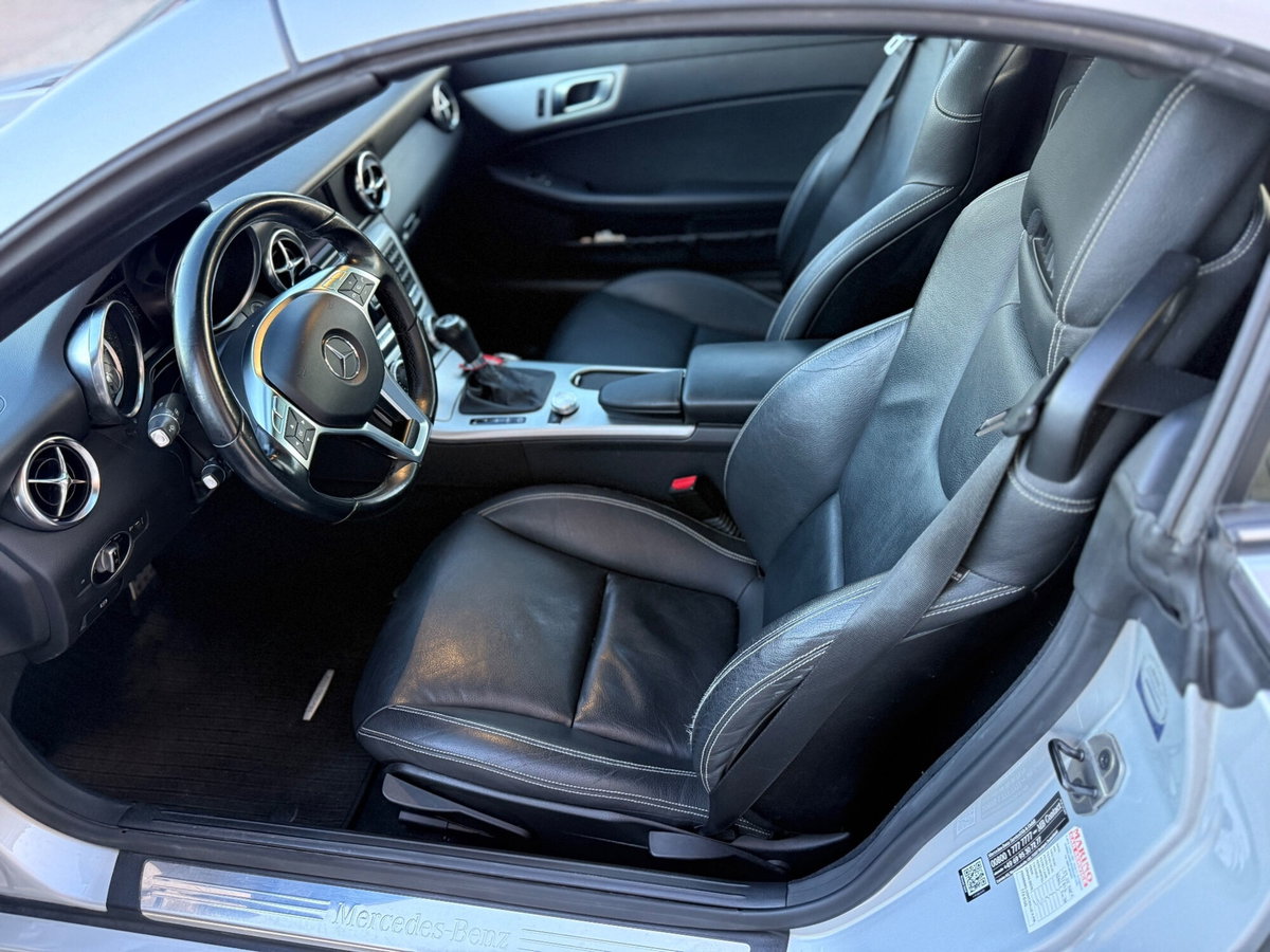 Mercedes-Benz SLK 250 d Premium (14)