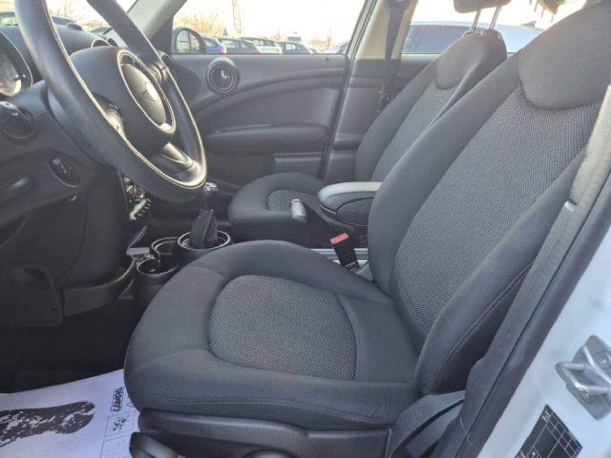 MINI Mini Countryman 1.6 One D Business XL Countryman (15)