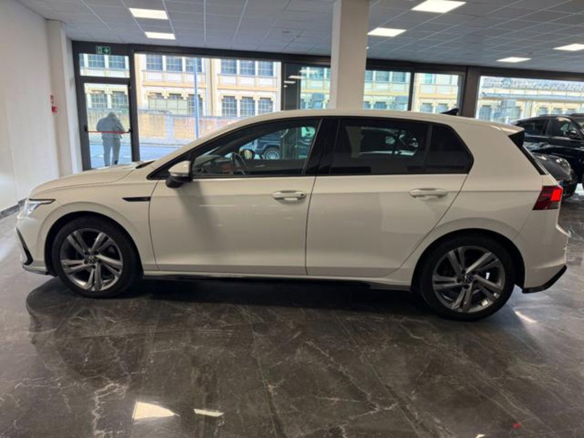 Volkswagen Golf Variant 2.0 TDI 150 CV DSG SCR 4Motion R-Line (3)