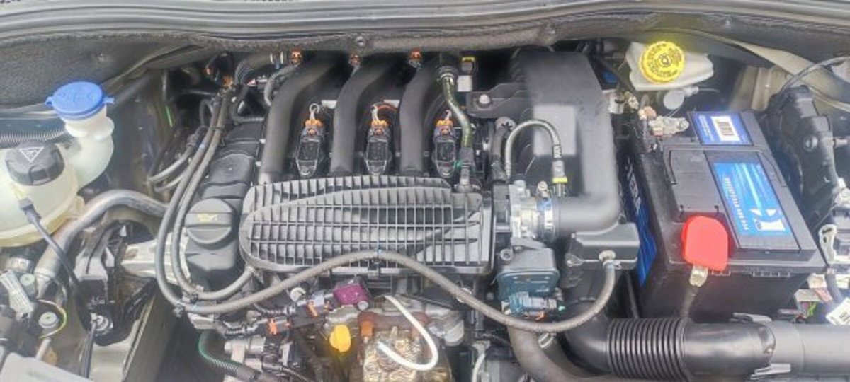 Peugeot 208 82 5p. GPL Allure (11)