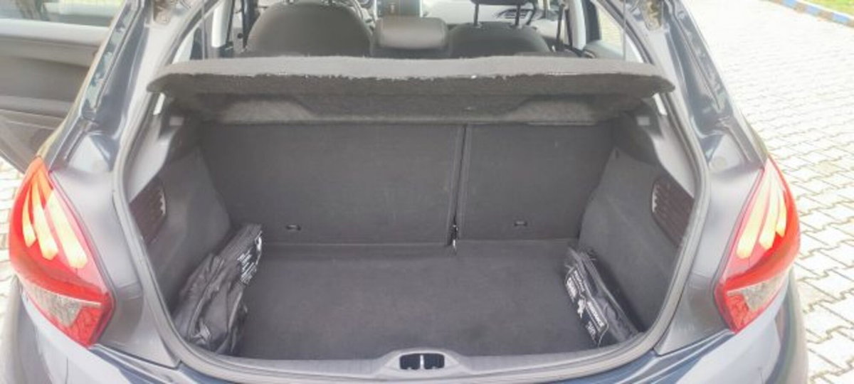 Peugeot 208 82 5p. GPL Allure (14)