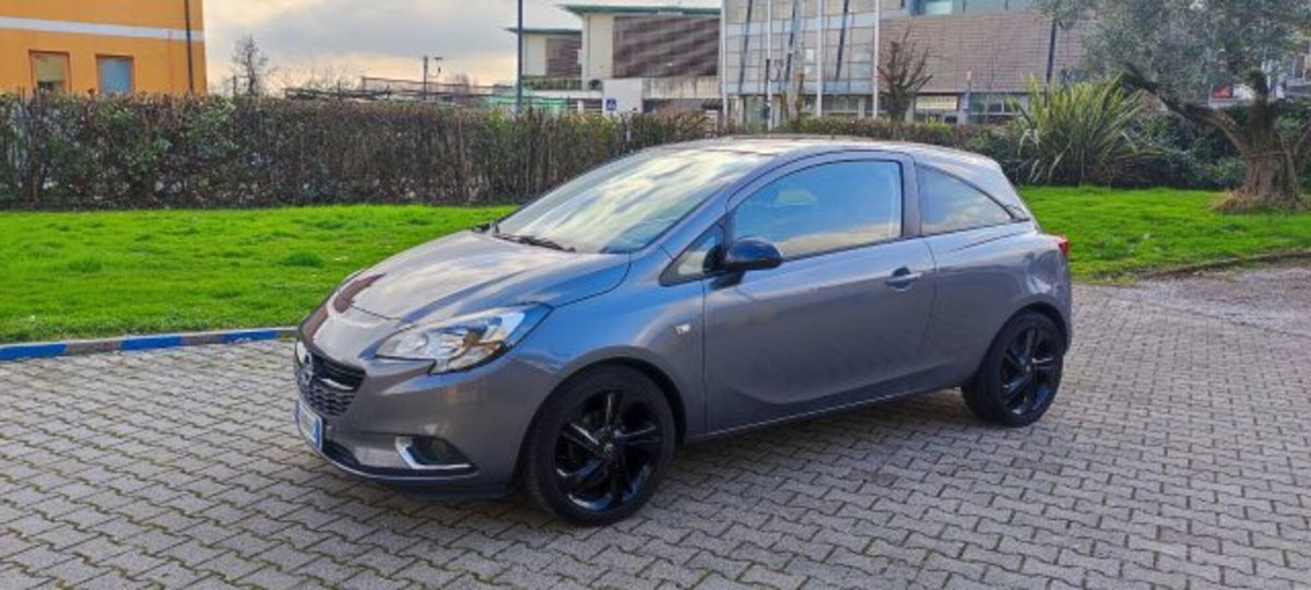 Opel Corsa Coupé 1.2 n-Joy