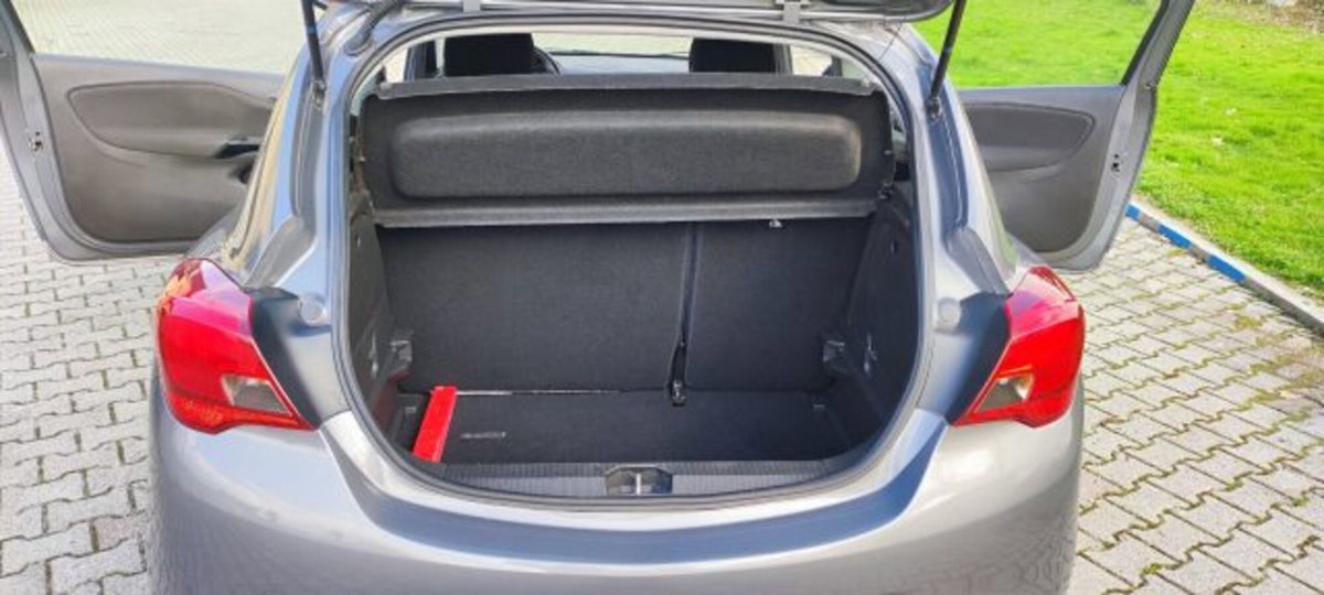 Opel Corsa Coupé 1.2 n-Joy (10)