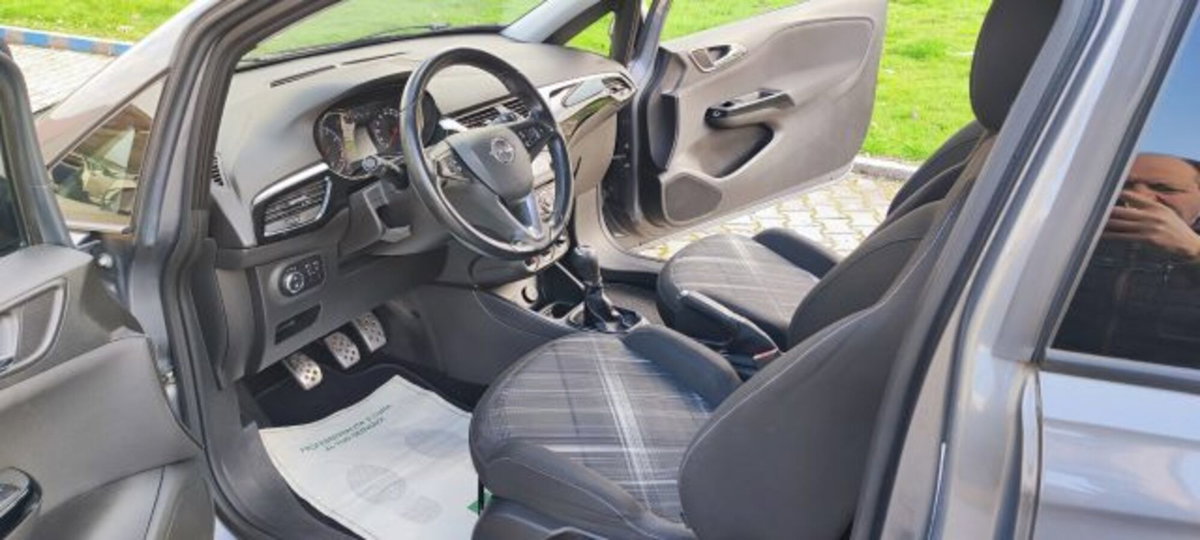 Opel Corsa Coupé 1.2 n-Joy (12)
