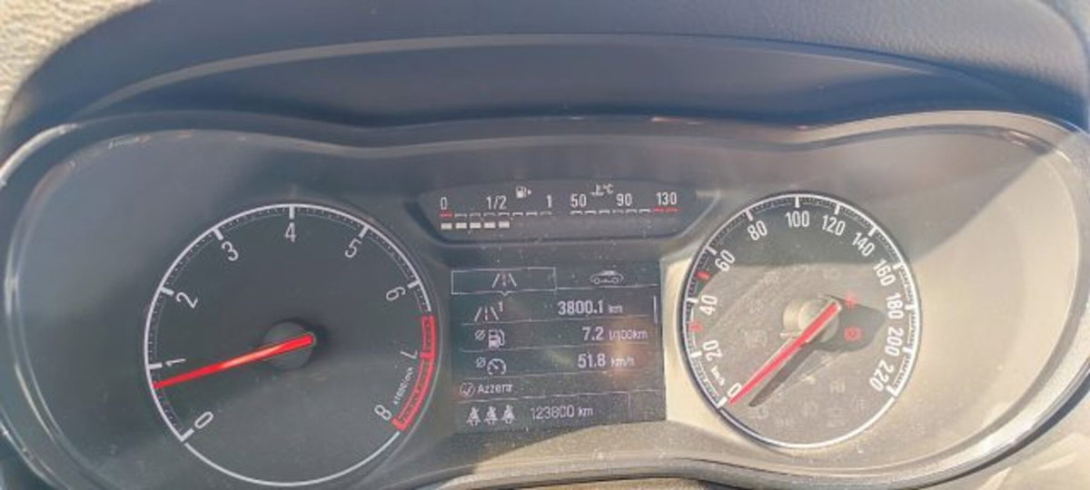 Opel Corsa Coupé 1.2 n-Joy (17)