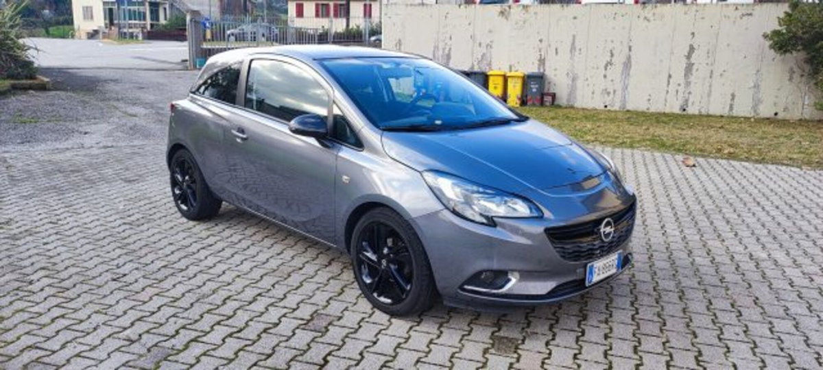 Opel Corsa Coupé 1.2 n-Joy (7)