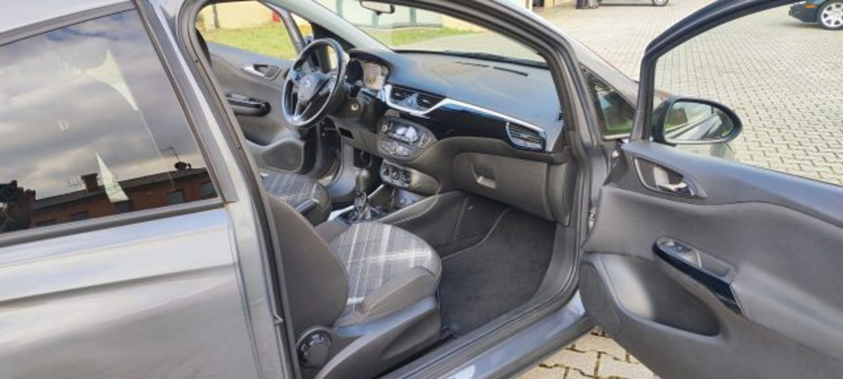Opel Corsa Coupé 1.2 n-Joy (9)