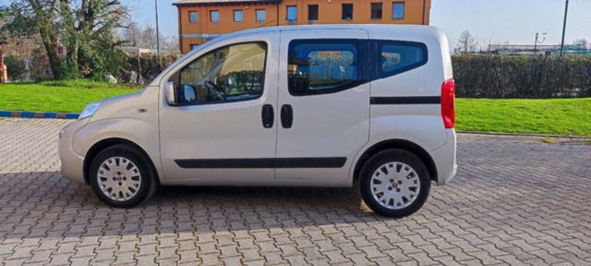 Fiat Qubo 1.3 MJT 95 CV Lounge (2)