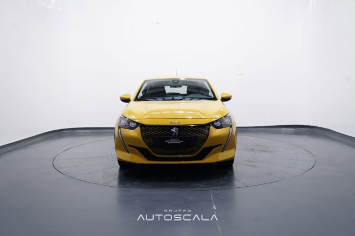 Peugeot 208 50 kWh Active (2)