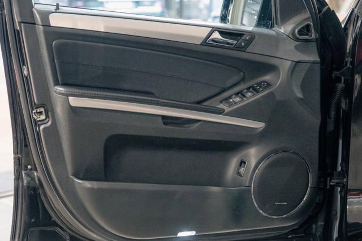 Mercedes-Benz Classe ML 63 AMG (18)
