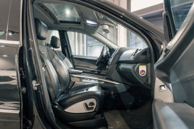 Mercedes-Benz Classe ML 63 AMG (7)