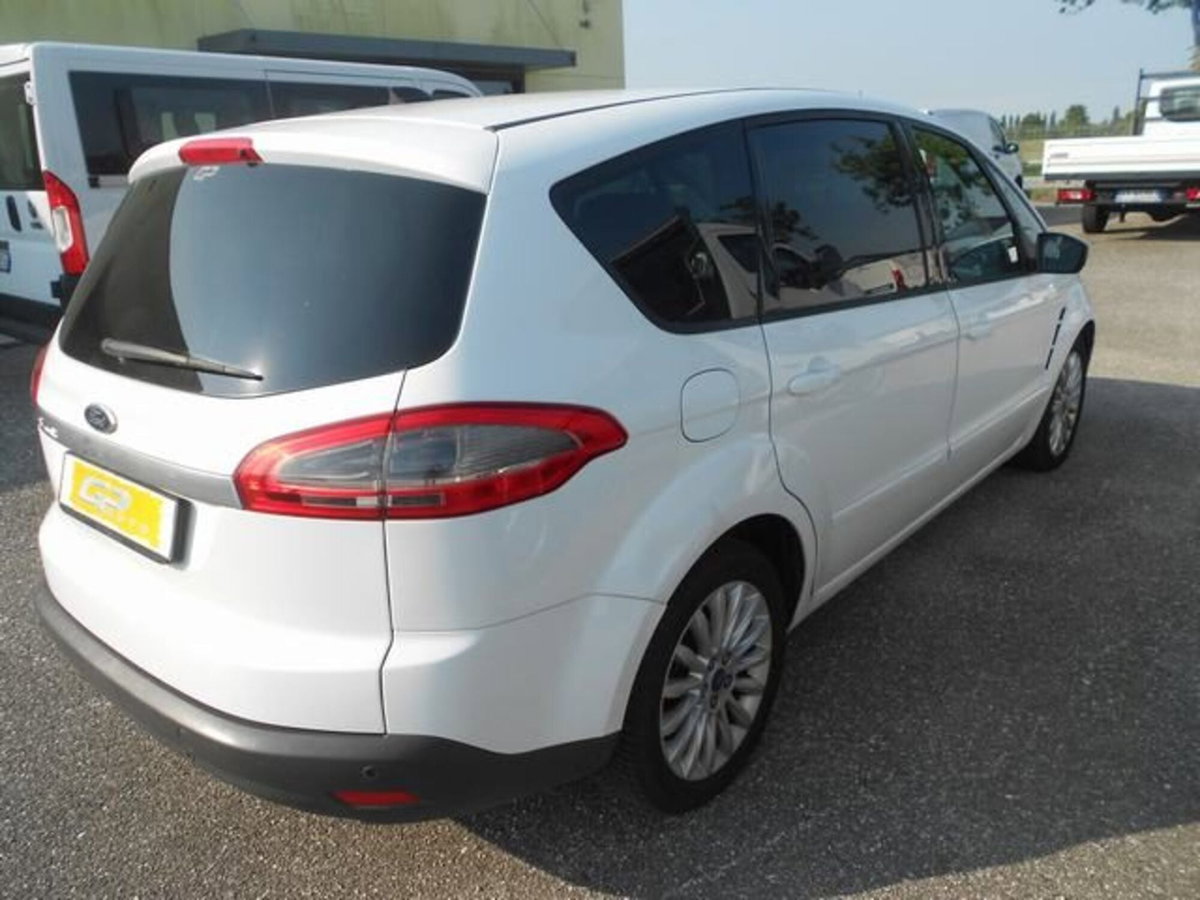Ford S-Max 2.0 TDCi 163CV Powershift New Titanium (3)