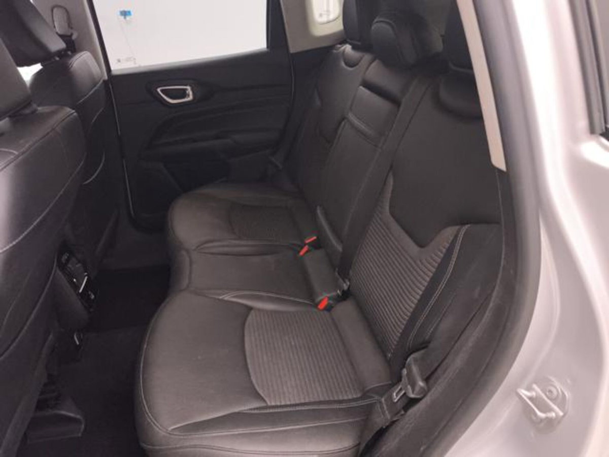 Jeep Compass 1.3 turbo t4 phev Altitude 4xe auto (20)