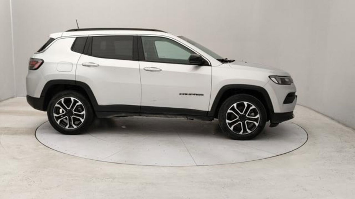 Jeep Compass 1.3 turbo t4 phev Altitude 4xe auto (6)