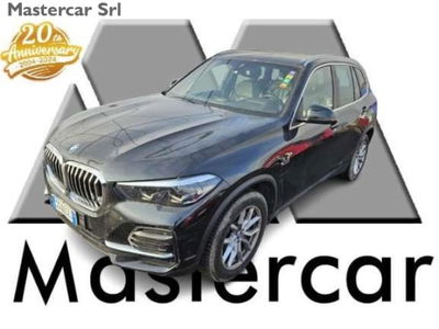 BMW X5 xDrive30d 48V xLine usata