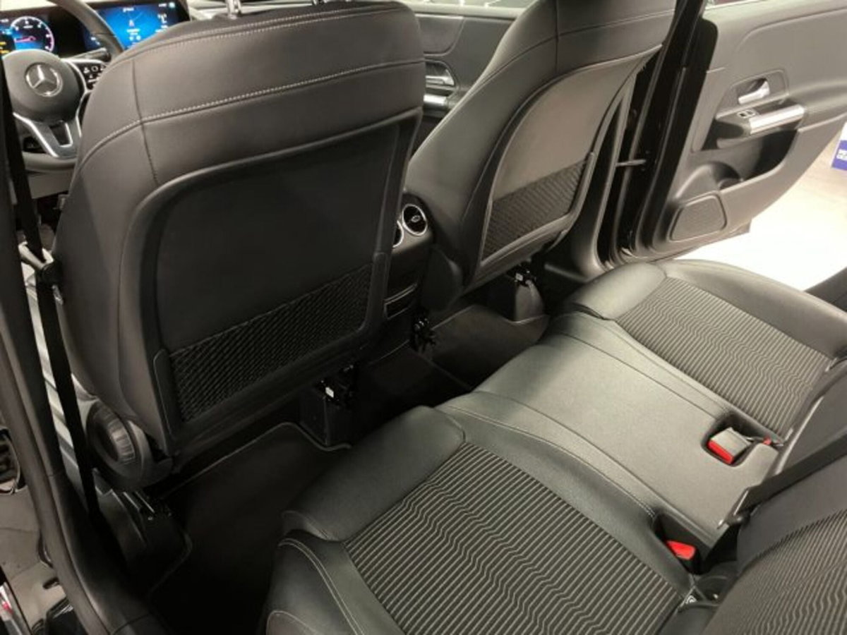 Mercedes-Benz Classe B 180 d Automatic Sport Plus (14)