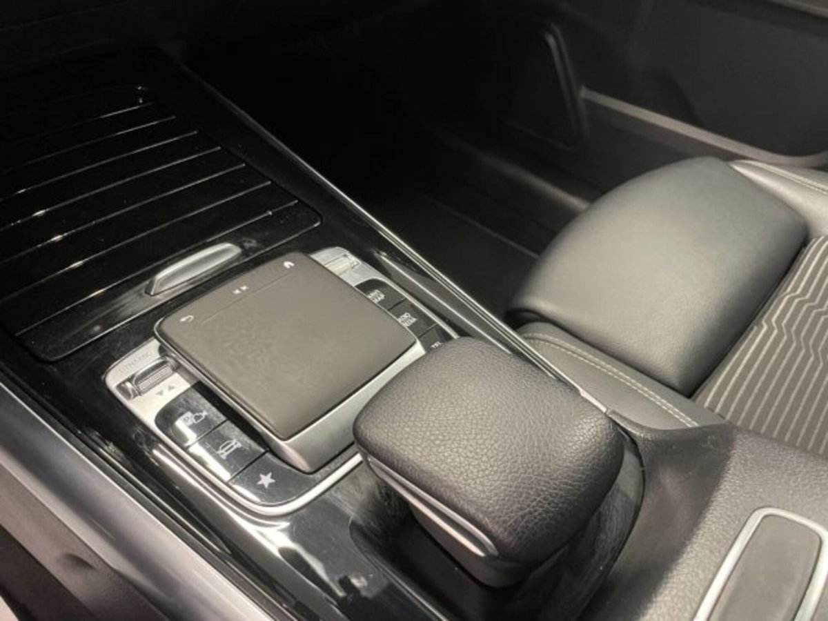 Mercedes-Benz Classe B 180 d Automatic Sport Plus (18)