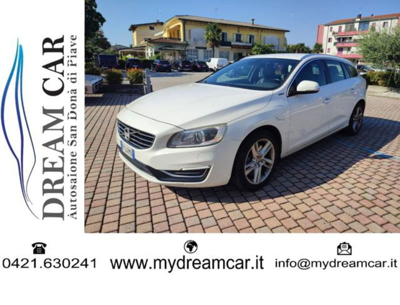 Volvo V60 D6 AWD Geartronic R-design Plug-In Hybrid