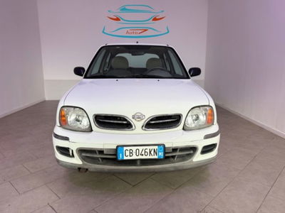 Nissan Micra 1.0i 16V cat 3 porte Luxury usata