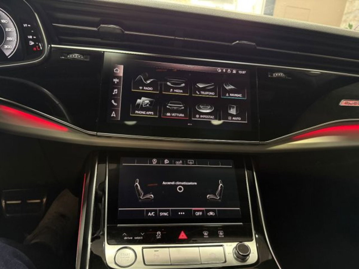 Audi Q8 Q8 50 TDI 286 CV quattro tiptronic Sport (14)