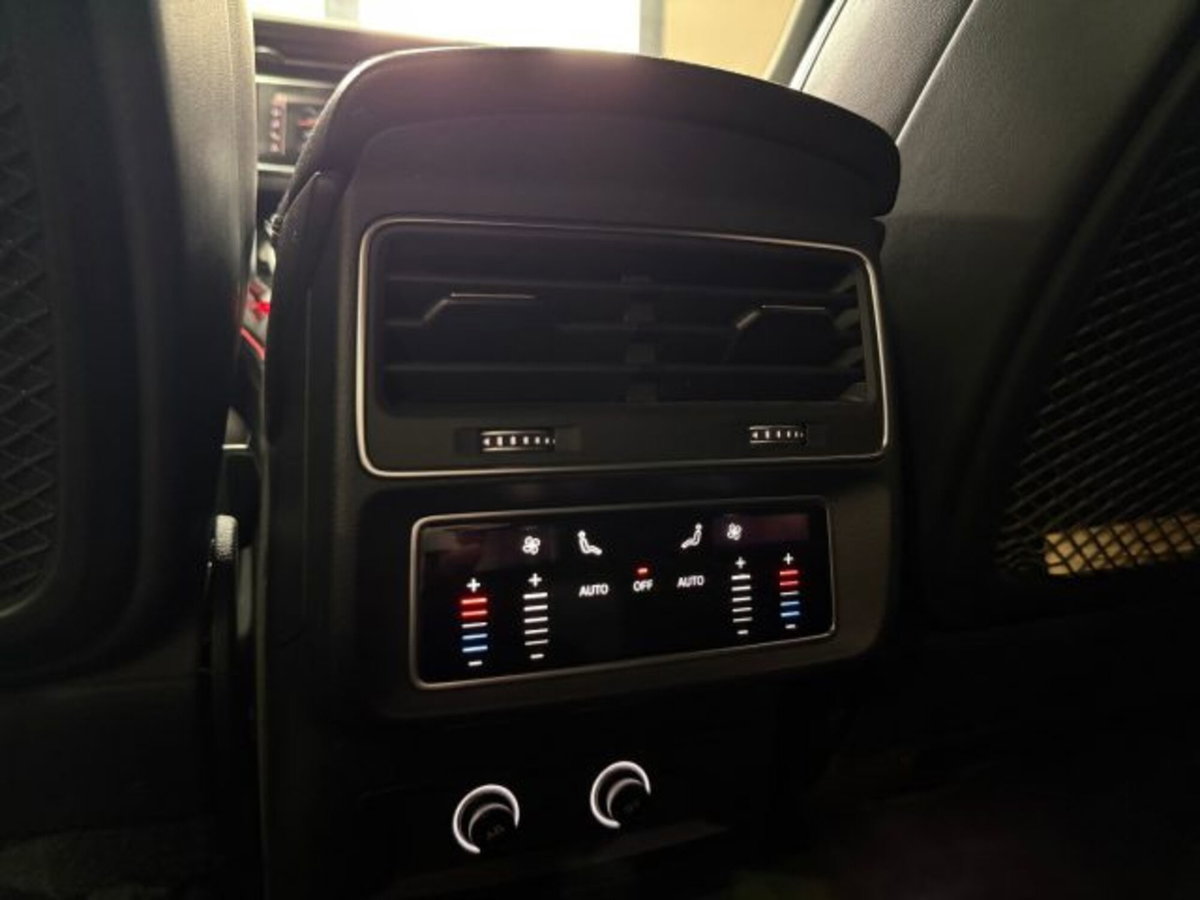 Audi Q8 Q8 50 TDI 286 CV quattro tiptronic Sport (19)
