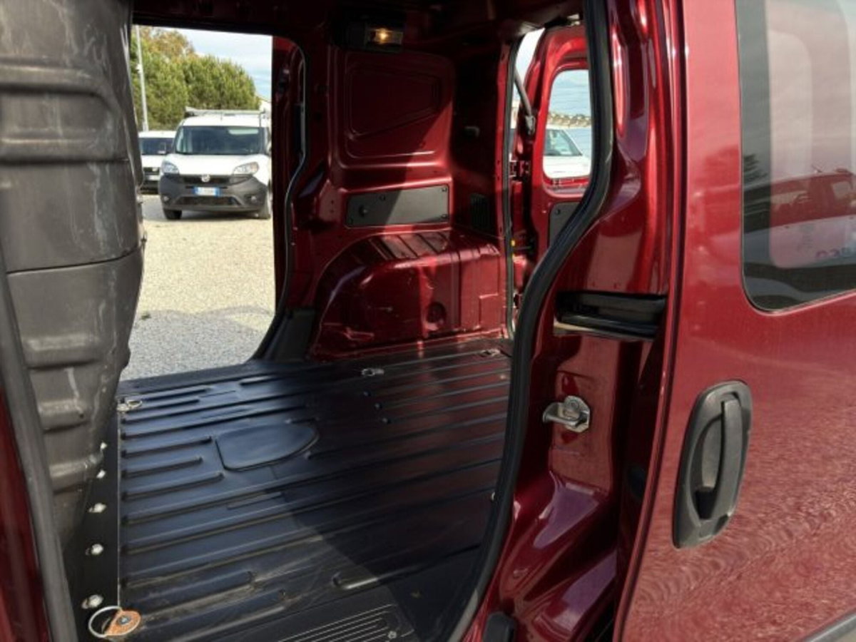 Fiat Fiorino 1.3 MJT 95CV Combinato (14)
