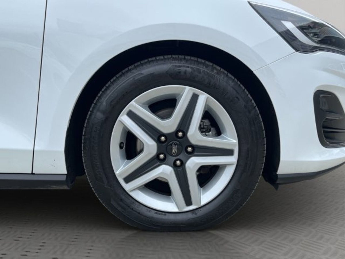 Ford Focus Station Wagon 1.5 TDCi 120 CV Start&Stop SW Business N1 (16)