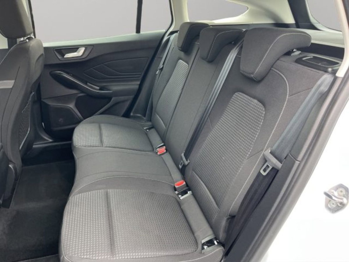 Ford Focus Station Wagon 1.5 TDCi 120 CV Start&Stop SW Business N1 (8)