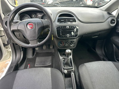 Fiat Punto 1.4 8V 5 porte Natural Power Lounge (7)