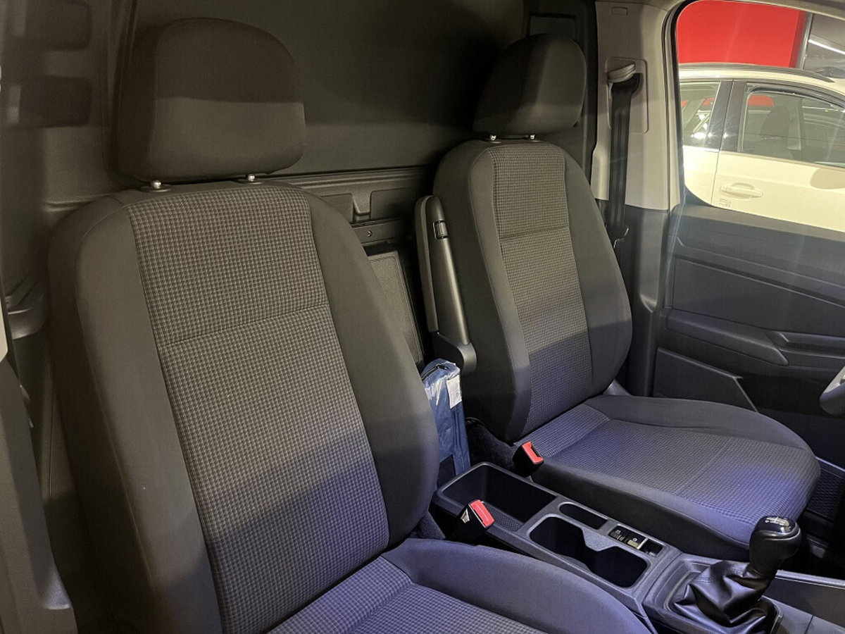 Volkswagen Veicoli Commerciali Caddy maxi 2.0 tdi scr 102cv Edition (9)