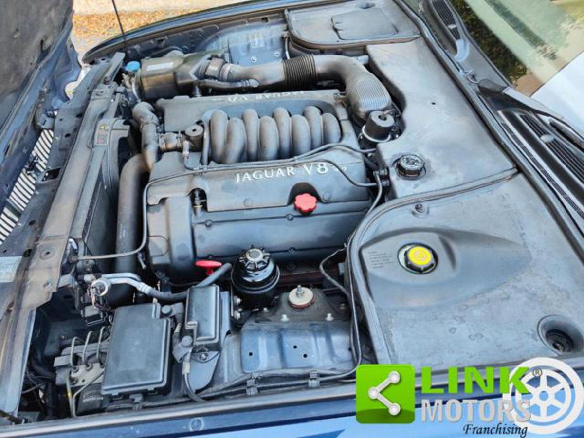 Jaguar XJ8 3.5 V8 cat (14)