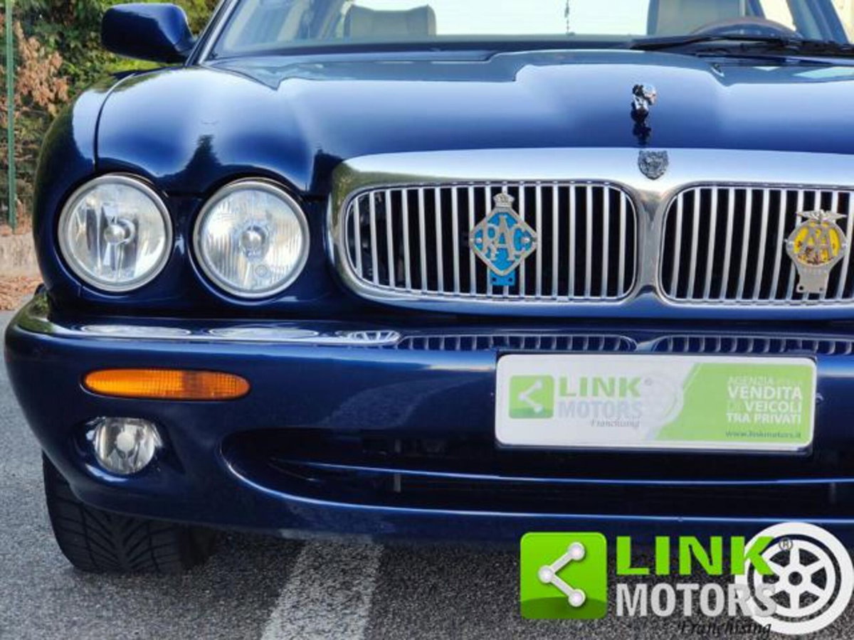 Jaguar XJ8 3.5 V8 cat (15)