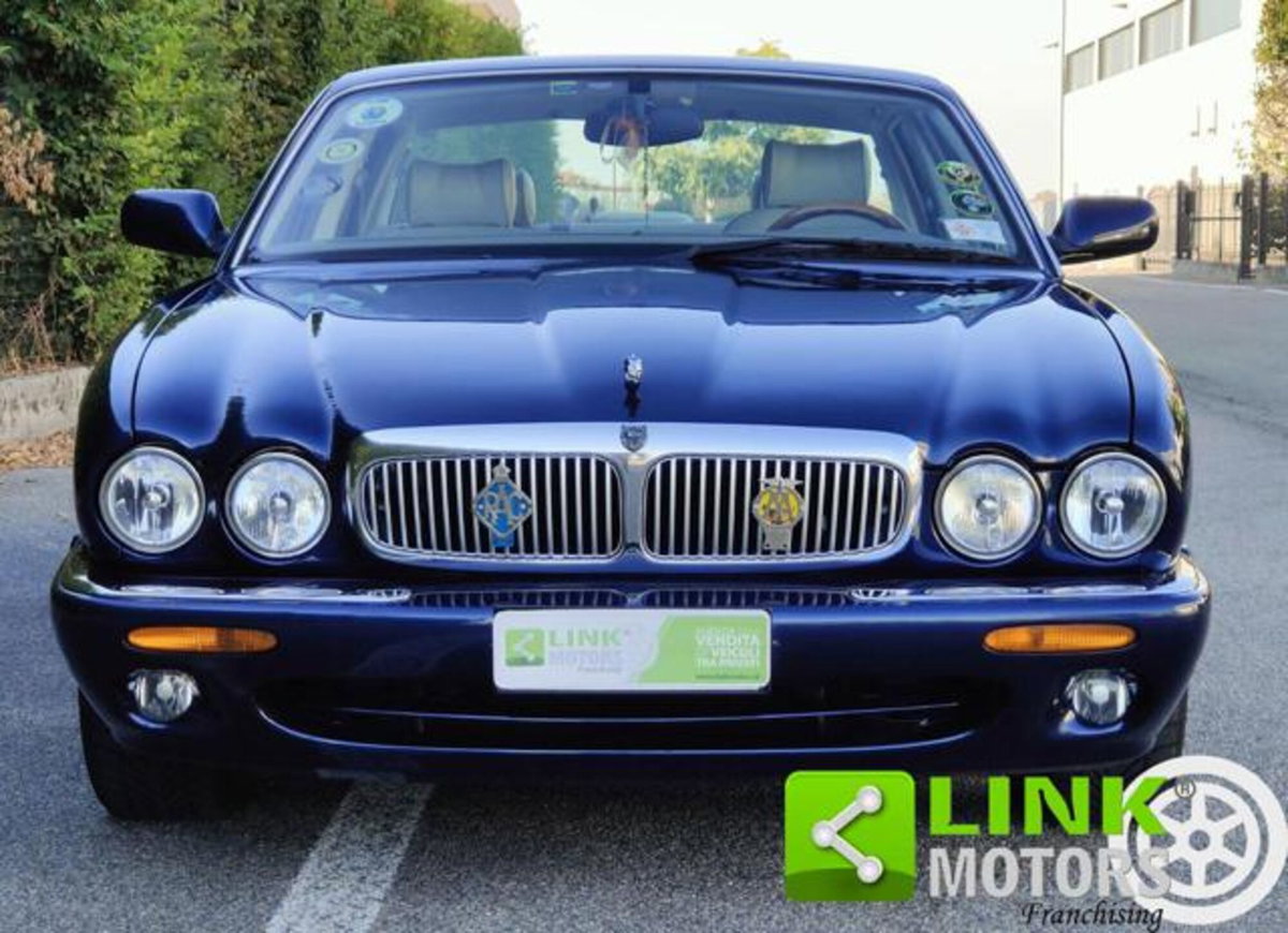 Jaguar XJ8 3.5 V8 cat (7)