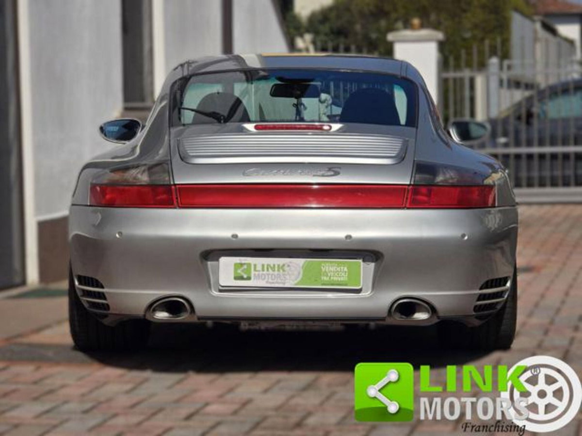Porsche 911 Coupé Carrera 4S cat (2)