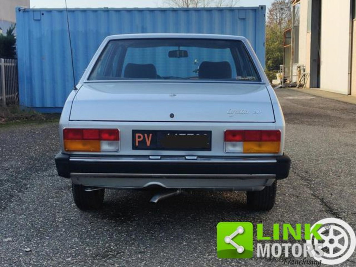 Alfa Romeo Alfetta 2.0 (2)