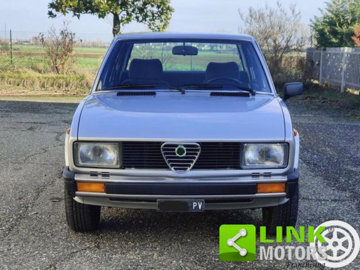 Alfa Romeo Alfetta 2.0 (3)