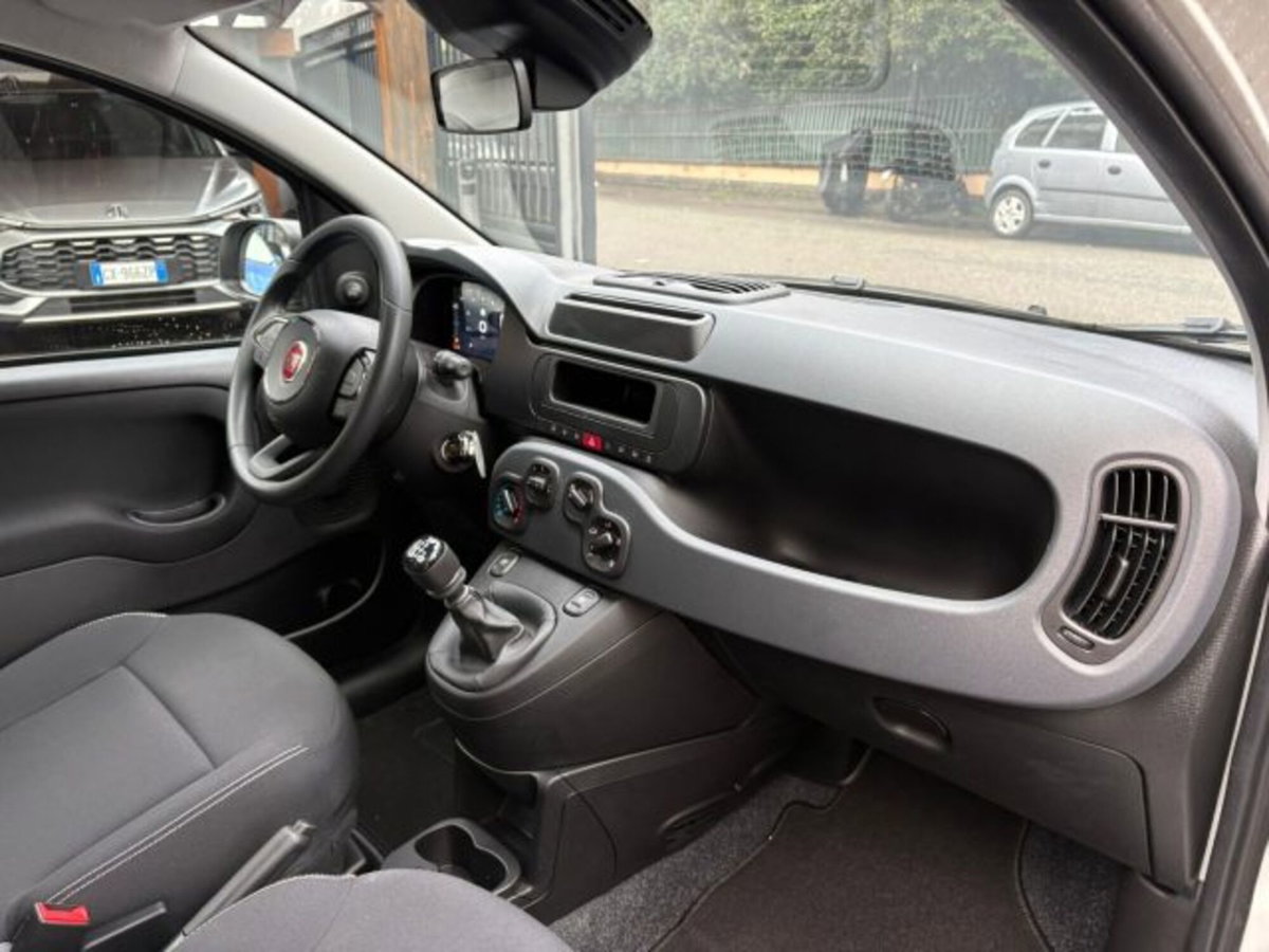 Fiat Panda 1.0 firefly hybrid s&s 70cv 5p.ti (8)