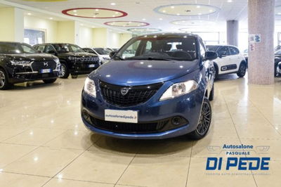 Lancia Ypsilon 1.0 FireFly 5 porte S&S Hybrid Ecochic A. Ferretti usata