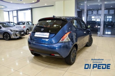 Lancia Ypsilon 1.0 FireFly 5 porte S&S Hybrid Gold Plus (4)