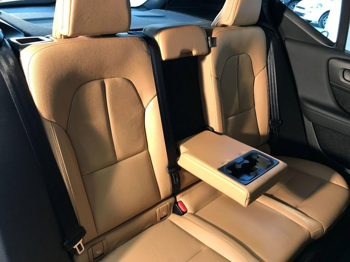 Volvo XC40 D3 Geartronic Inscription (12)